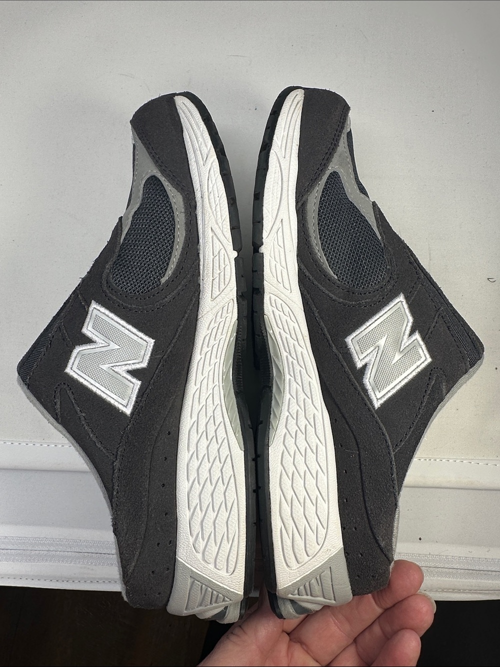 New Balance 2002R Size 7 - Picture 3 of 7
